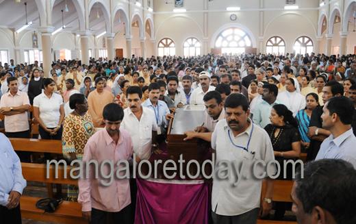 Bishop-Amrose-Funeral3